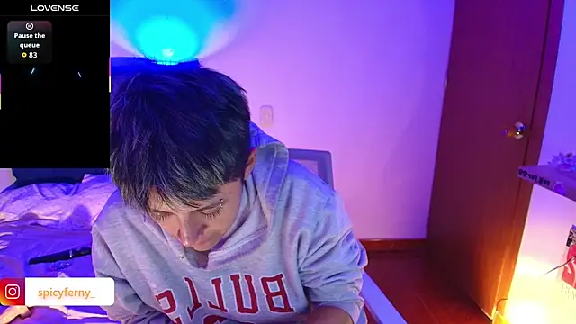 9 Fernanda 9 online show from 12-15-25, 03:55