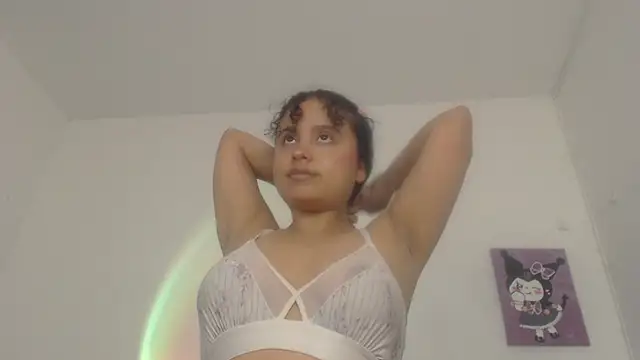 lou cute online show from 02-21-25, 03:34