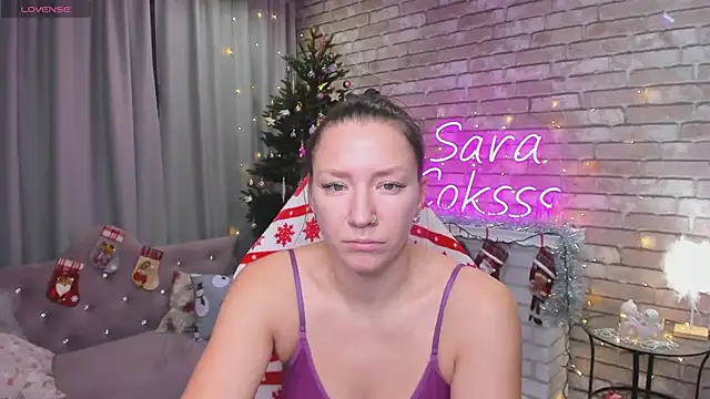 Snapshot of SarahCoksss chatting on 12-27-24, 01:00 SarahCoksss online show from 12-27-24, 01:00