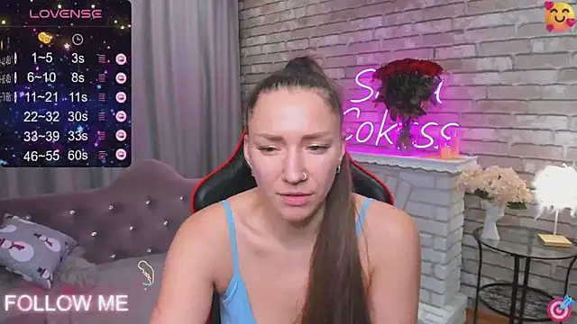 Snapshot of SarahCoksss chatting on 01-10-25, 08:29 SarahCoksss online show from 01-10-25, 08:29