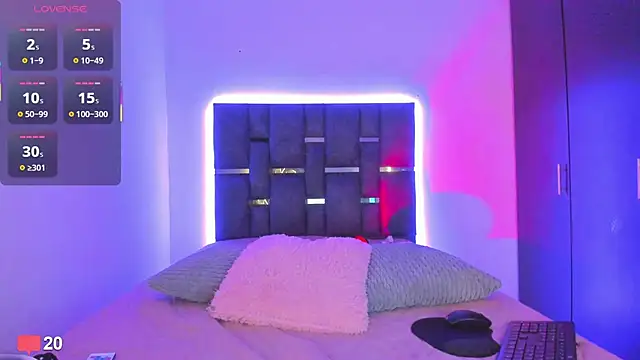  amber 07 online show from 11-15-25, 09:39