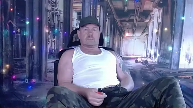 Snapshot of ManlyPrisonGuy chatting on 11-06-25, 01:01 ManlyPrisonGuy online show from 11-06-25, 01:01