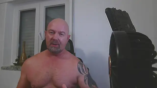 Snapshot of ManlyPrisonGuy chatting on 07-02-26, 02:34 ManlyPrisonGuy online show from 07-02-26, 02:34