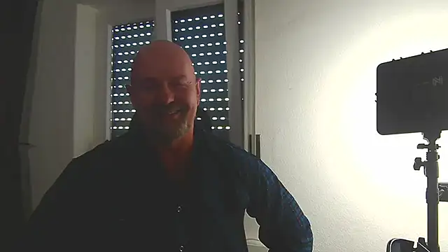 Snapshot of ManlyPrisonGuy chatting on 07-16-26, 02:12 ManlyPrisonGuy online show from 07-16-26, 02:12