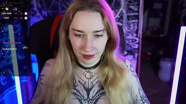 Snapshot of amywhitenessxx chatting on 12-04-24, 01:53 amywhitenessxx online show from 12-04-24, 01:53