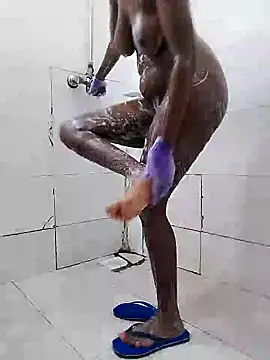 Snapshot of CurvyGlass chatting on 01-14-25, 09:51 CurvyGlass online show from 01-14-25, 09:51