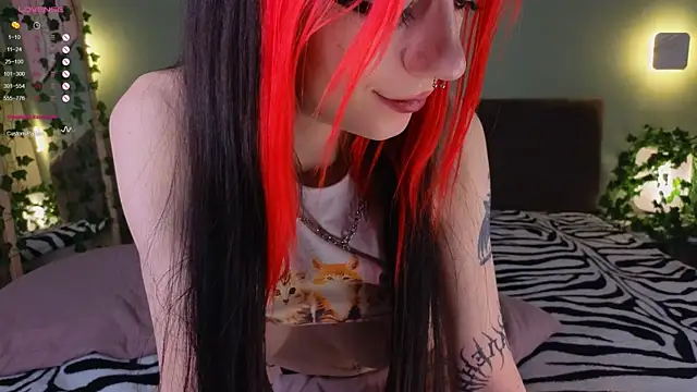 TristaRoht online show from 01-11-25, 09:15