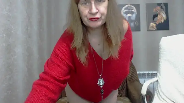 Snapshot of koroleva70 chatting on 12-19-24, 06:56 koroleva70 online show from 12-19-24, 06:56