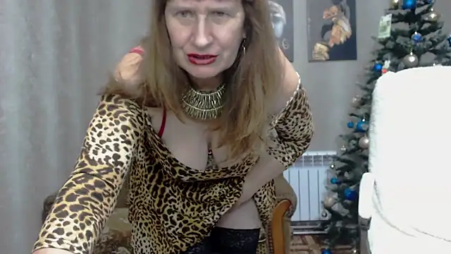 Snapshot of koroleva70 chatting on 01-05-25, 06:13 koroleva70 online show from 01-05-25, 06:13