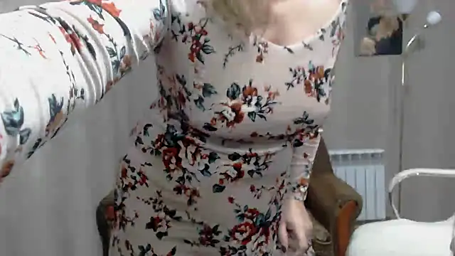 Snapshot of koroleva70 chatting on 02-26-25, 07:16 koroleva70 online show from 02-26-25, 07:16