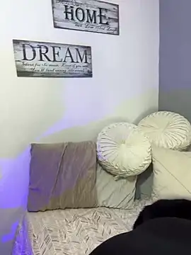 Mau White online show from 01-25-25, 11:43