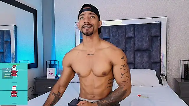 Snapshot of Manolo_Hot1 chatting on 01-03-25, 02:51 Manolo Hot1 online show from 01-03-25, 02:51