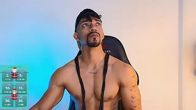 Snapshot of Manolo_Hot1 chatting on 01-08-25, 01:52 Manolo Hot1 online show from 01-08-25, 01:52