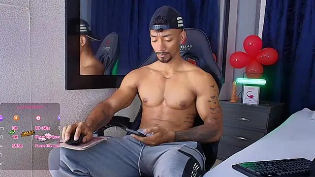 Snapshot of Manolo_Hot1 chatting on 01-31-25, 02:49 Manolo Hot1 online show from 01-31-25, 02:49