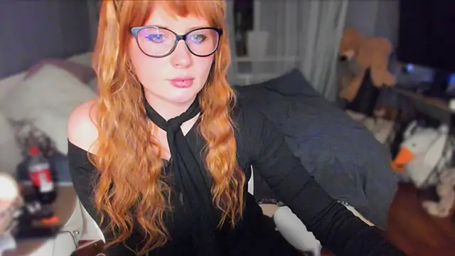 KlementinaBbG online show from 12-14-25, 08:35