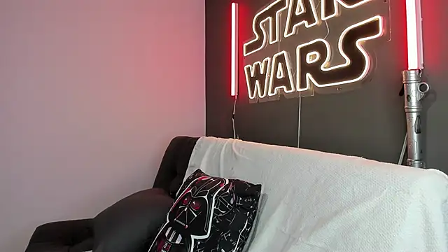 miiss anna online show from 01-18-25, 11:00