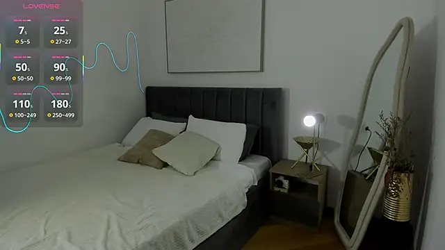 SimonaGerry online show from 04-26-26, 04:43