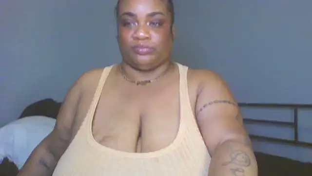 Snapshot of NaughtyHottieBBW chatting on 06-21-26, 04:04 NaughtyHottieBBW online show from 06-21-26, 04:04