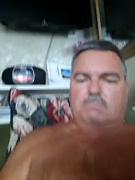 Snapshot of Tbone17 chatting on 07-18-26, 05:22 Tbone17 online show from 07-18-26, 05:22