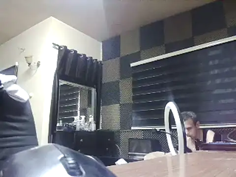 Arabeyes online show from 06-19-26, 07:39