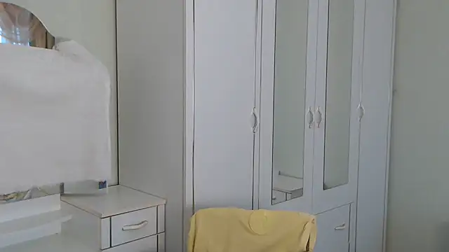 Snapshot of Zoro1999 chatting on 03-18-25, 10:03 Zoro1999 online show from 03-18-25, 10:03