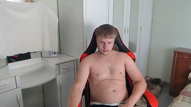 Snapshot of Zoro1999 chatting on 09-15-25, 10:04 Zoro1999 online show from 09-15-25, 10:04