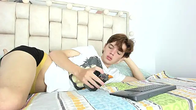 daniel hot03 online show from 11-13-25, 02:38