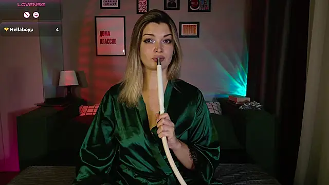 LancasterLady online show from 10-18-25, 02:51