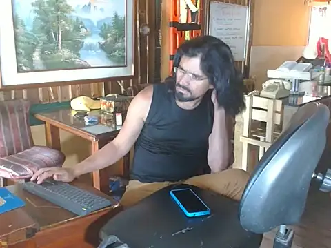 Snapshot of Dr_Pocholate84 chatting on 05-22-26, 05:51 Dr Pocholate84 online show from 05-22-26, 05:51