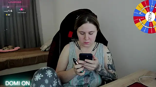 Snapshot of Olivia_Munk chatting on 01-27-25, 02:46 Olivia Munk online show from 01-27-25, 02:46