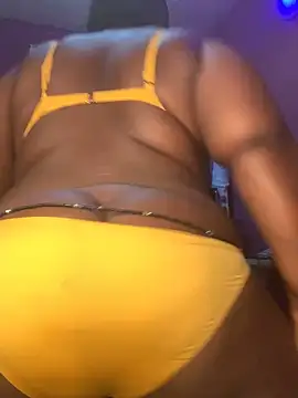 Snapshot of sweet1111 chatting on 12-08-24, 10:47 sweet1111 online show from 12-08-24, 10:47