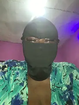 Snapshot of sweet1111 chatting on 12-09-24, 10:09 sweet1111 online show from 12-09-24, 10:09