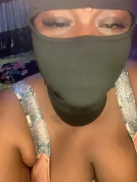 Snapshot of sweet1111 chatting on 12-13-24, 12:09 sweet1111 online show from 12-13-24, 12:09