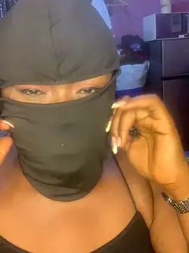 Snapshot of sweet1111 chatting on 12-14-24, 10:28 sweet1111 online show from 12-14-24, 10:28