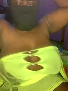 Snapshot of sweet1111 chatting on 12-15-24, 10:26 sweet1111 online show from 12-15-24, 10:26