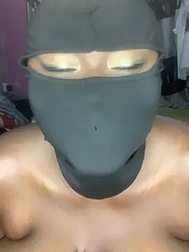 Snapshot of sweet1111 chatting on 12-22-24, 11:09 sweet1111 online show from 12-22-24, 11:09