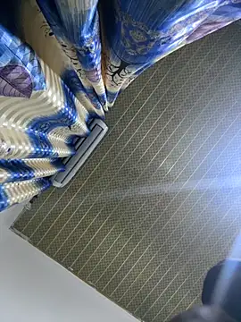 Snapshot of sweet1111 chatting on 10-04-25, 12:19 sweet1111 online show from 10-04-25, 12:19