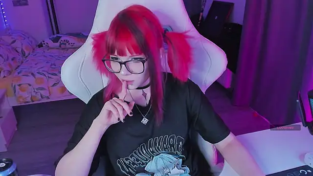 Snapshot of Yumi_Youkai chatting on 09-11-25, 05:57 Yumi Youkai online show from 09-11-25, 05:57