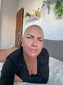 Snapshot of PaulinaSchubert1 chatting on 03-11-26, 02:23 PaulinaSchubert1 online show from 03-11-26, 02:23