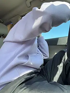 ElChapoGuzman95 online show from 04-12-26, 09:36