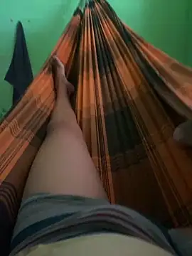 Duduhott online show from 12-26-24, 12:38