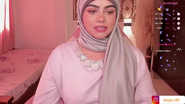 shayla 18 online show from 02-26-25, 10:20