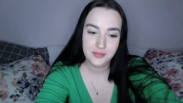 Snapshot of vitalina_freedom chatting on 12-19-24, 03:41 vitalina freedom online show from 12-19-24, 03:41