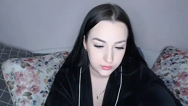 Snapshot of vitalina_freedom chatting on 12-24-24, 03:37 vitalina freedom online show from 12-24-24, 03:37