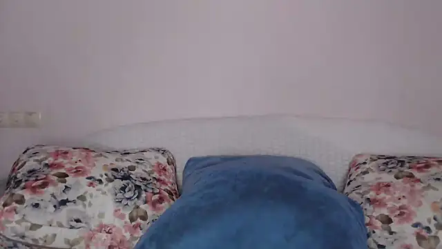 Snapshot of vitalina_freedom chatting on 01-31-25, 01:02 vitalina freedom online show from 01-31-25, 01:02