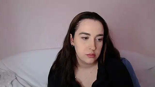 Snapshot of vitalina_freedom chatting on 03-21-25, 02:18 vitalina freedom online show from 03-21-25, 02:18