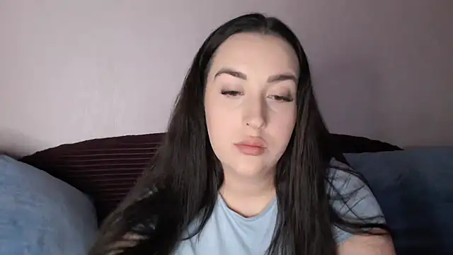 Snapshot of vitalina_freedom chatting on 11-11-25, 11:21 vitalina freedom online show from 11-11-25, 11:21