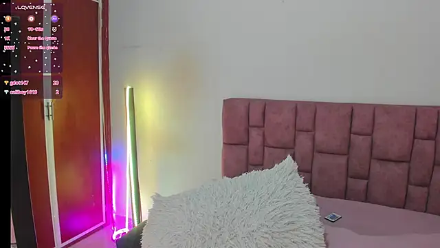 Snapshot of SunnyLeonz chatting on 12-15-24, 06:29 SunnyLeonz online show from 12-15-24, 06:29