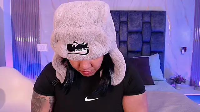 Snapshot of WildyTemping chatting on 10-02-25, 07:43 WildyTemping online show from 10-02-25, 07:43