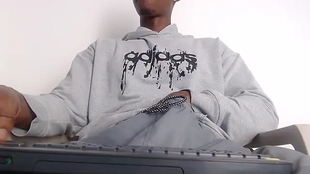 drake brwon 23 online show from 09-30-25, 04:06